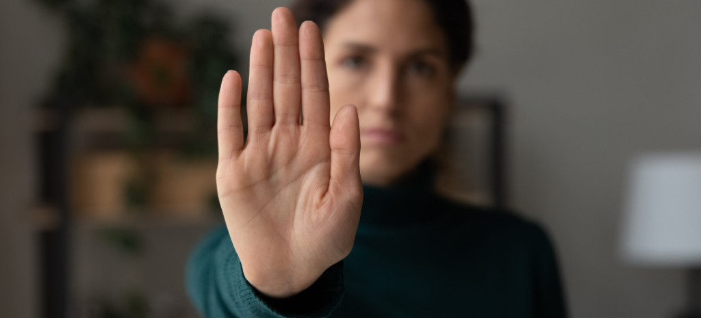 Assédio Moral e Sexual no Ambiente Profissional: O Que Você Precisa Saber Sobre Essa Violência Silenciosa